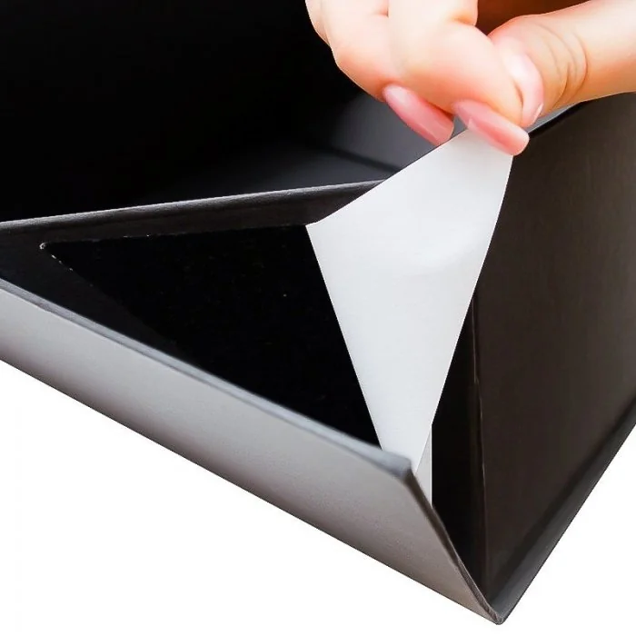 Cutie Pentru Cadouri Cu Inchidere Magnetica Lungime 350 mm, Latime 250 mm, Inaltime 100 mm, Culoare Negru, Tip Carton Mucava,...