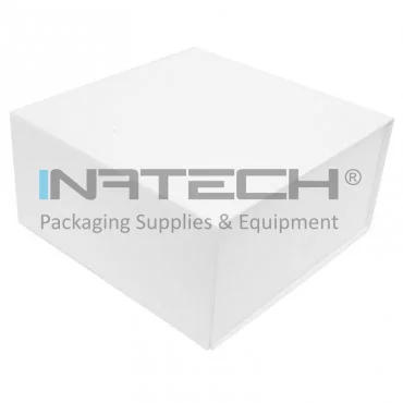 Cutie Pentru Cadouri Cu Inchidere Magnetica Lungime 230 mm, Latime 230 mm, Inaltime 110 mm, Culoare Alb, Tip Carton Mucava, Sistem Inchidere Magnet