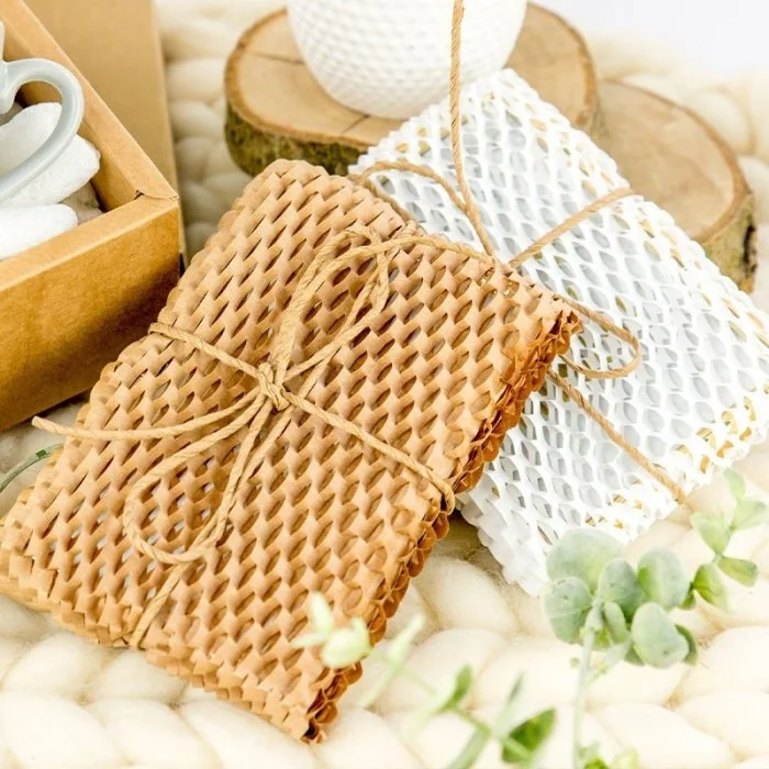 Hartie Kraft Honeycomb Standard 80 g Lungime 250/450M m, Latime 400 mm, Culoare Natur, Gramaj 80/85 gr-Hartie Pentru Ambalare