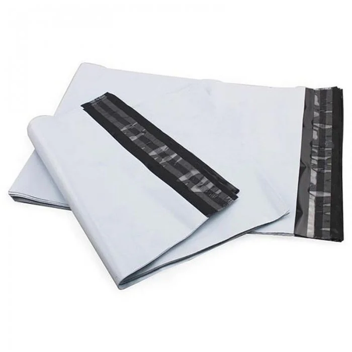 Plic Curierat Standard Dimensiuni 240 x 325 mm, Clapeta 50 mm, Culoare Alb / Negru, Buc / Pachet 100-Plicuri Si Pungi Curierat