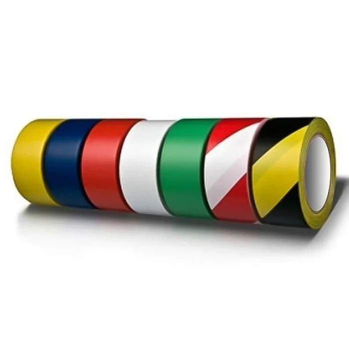 Banda Delimitare Reflectorizanta Lungime 10 m, Latime 50 mm, Culoare Negru / Galben, Buc / Pachet 10-Benzi Adezive Pentru Mar...