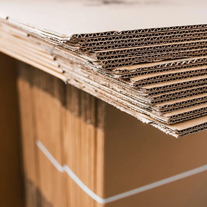 Cutii Carton Ondulat CO3, Natur Lungime 400 mm, Latime 300 mm, Inaltime 200 mm, Culoare Natur, Tip Carton CO3, Buc / Pachet 3...